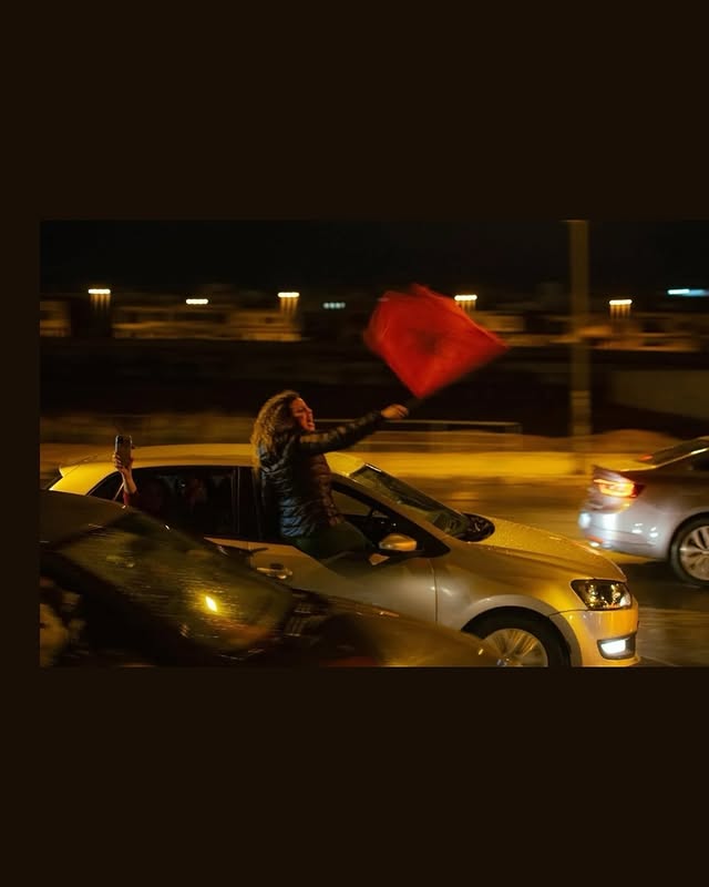 Night Drive, Red Flag